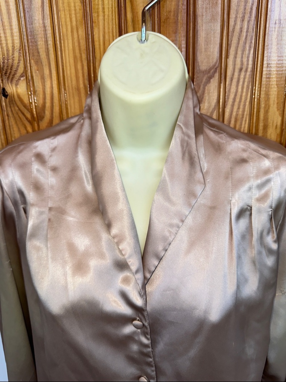 Vintage‎ 70s/80s Chaus Satin Taupe Button-Front Blouse with Pleated Neck - Picture 5 of 9